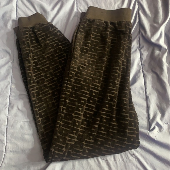 Guess Pants - Picture 5 of 6